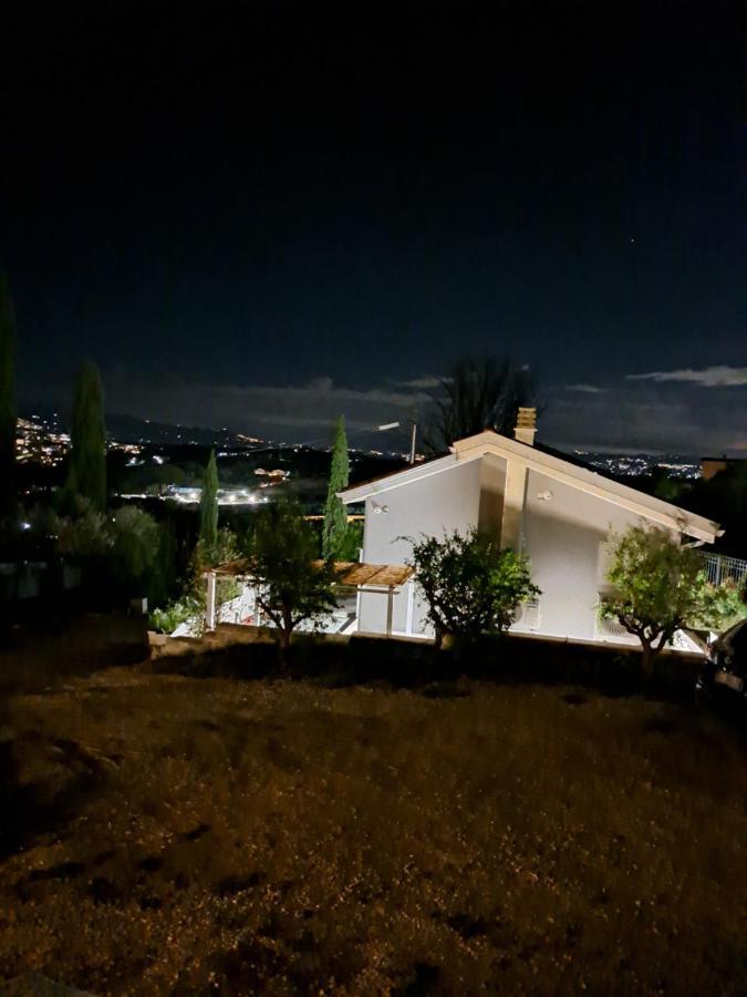 Villa The Green Door - Casa Vacanze Vicino A Roma Fonte Nuova Kültér fotó